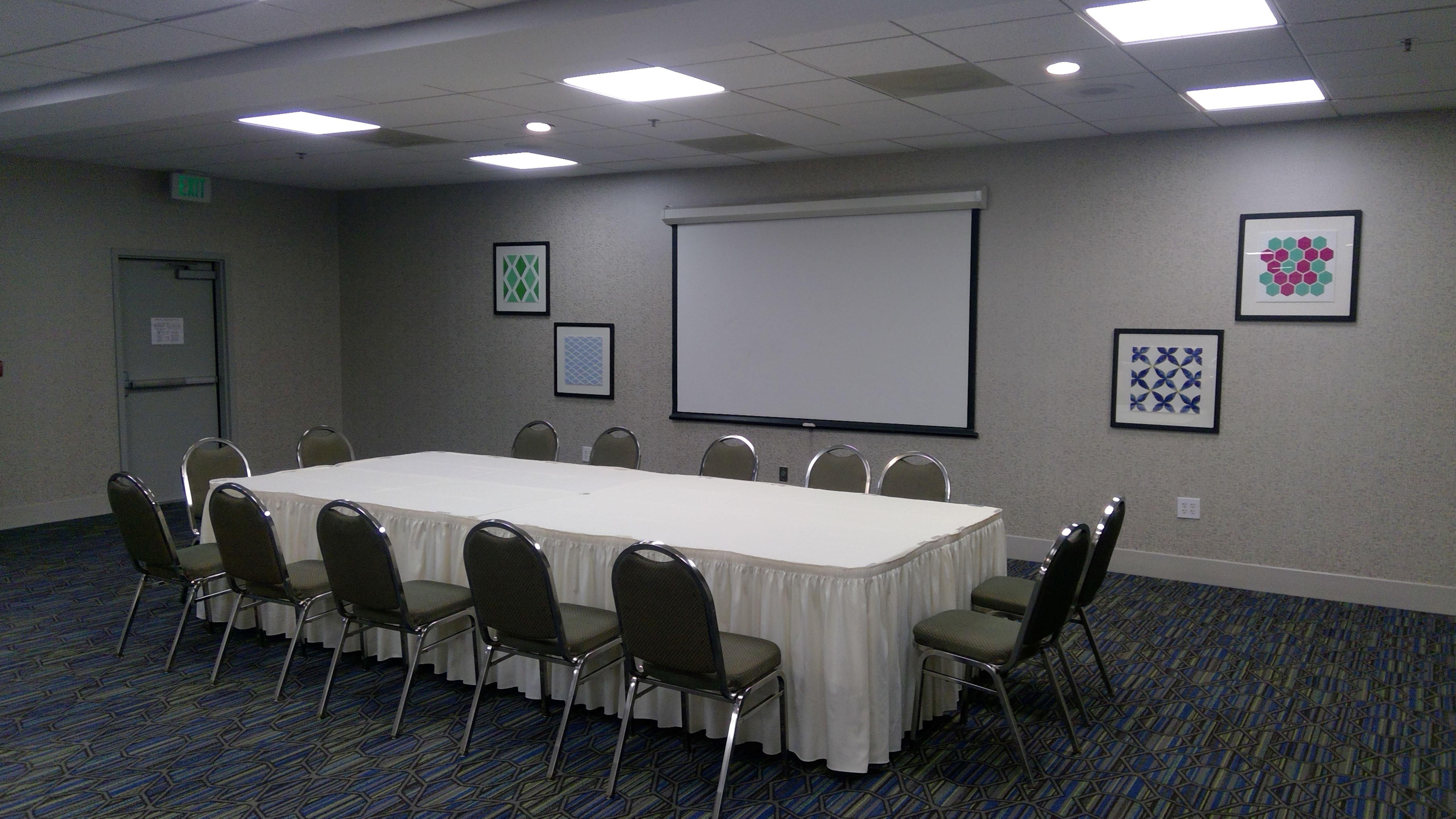 Holiday Inn Express & Suites Tracy By Ihg Bagian luar foto