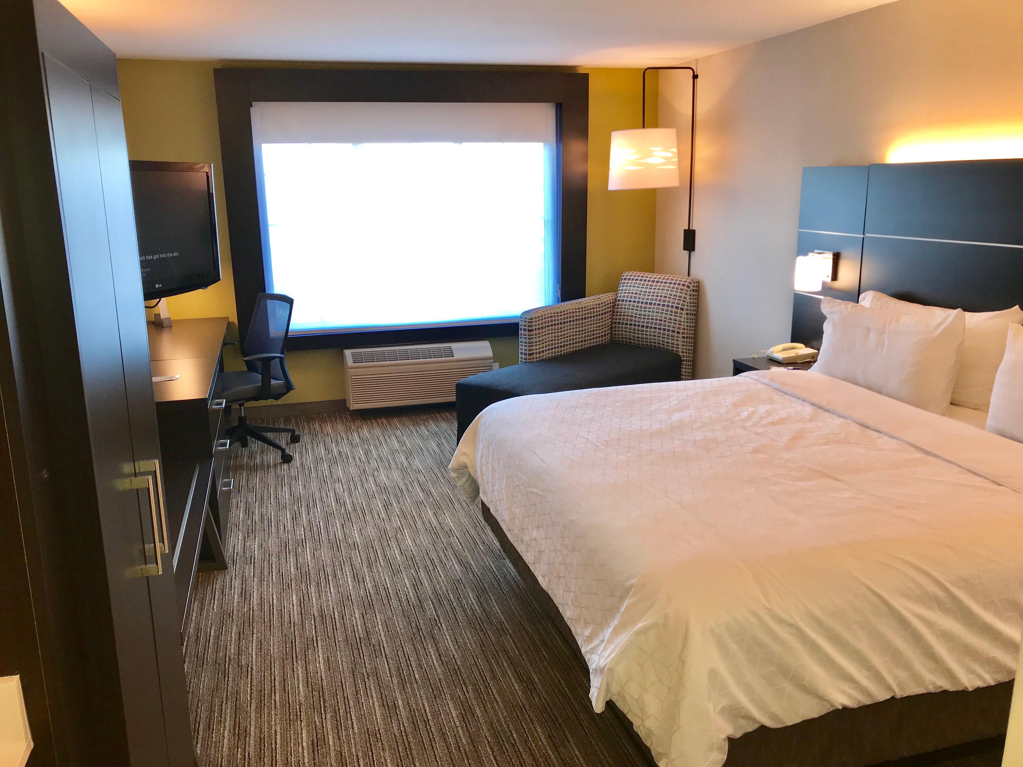 Holiday Inn Express & Suites Tracy By Ihg Bagian luar foto