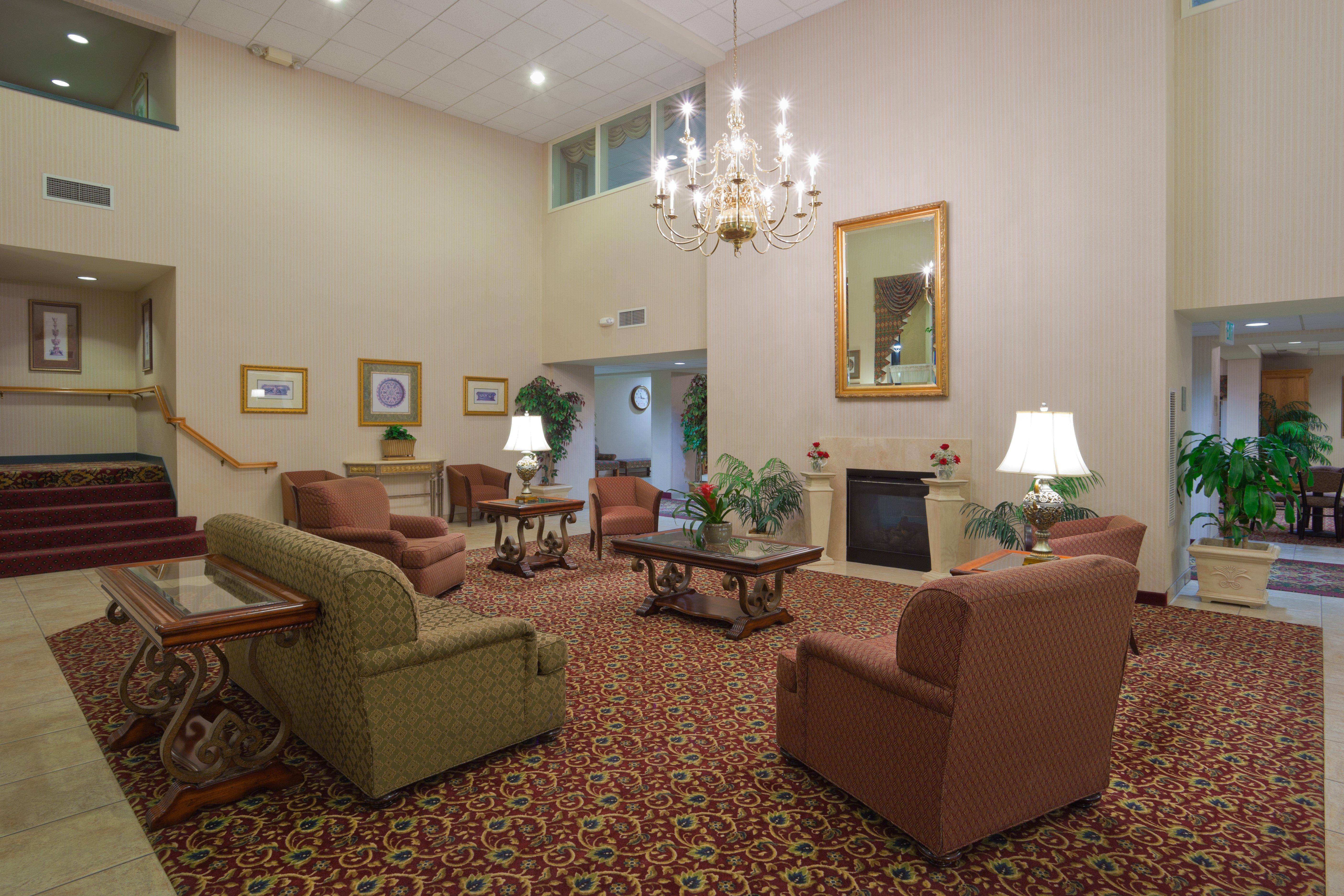 Holiday Inn Express & Suites Tracy By Ihg Bagian luar foto