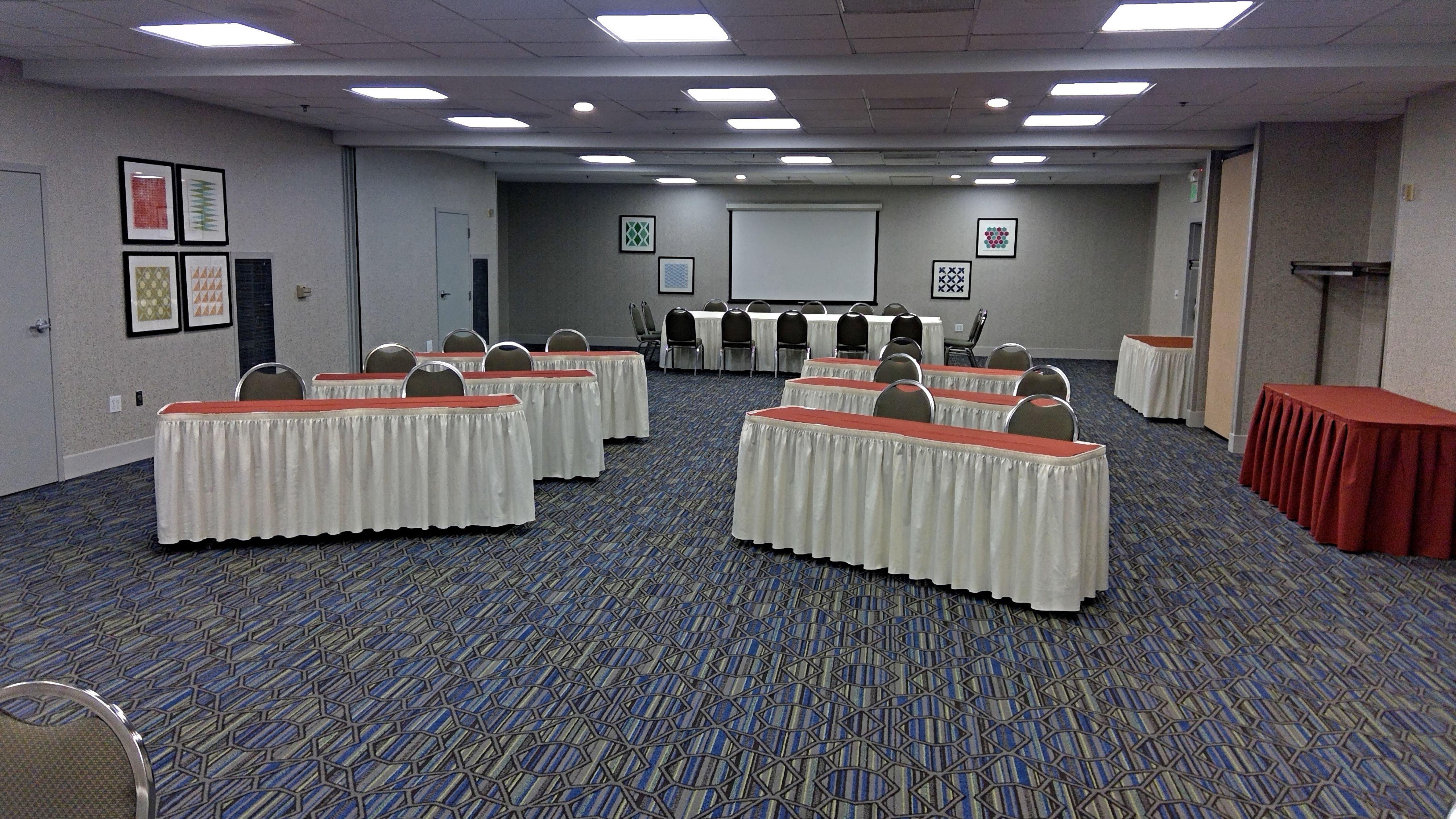 Holiday Inn Express & Suites Tracy By Ihg Bagian luar foto